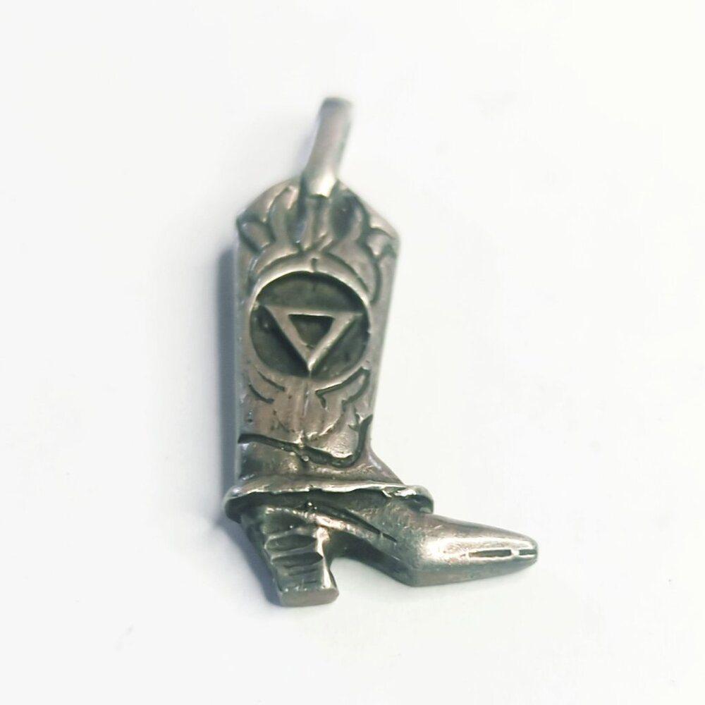 Vintage Sterling Silver Cowboy Boot Pendant Triangle in a Circle Symbol - Picture 2 of 4